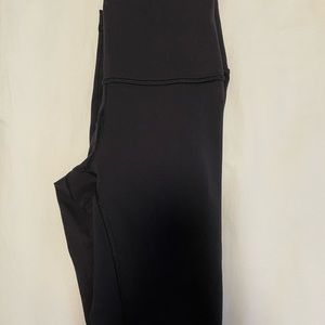 Lululemon Wunder Under Leggings 25”